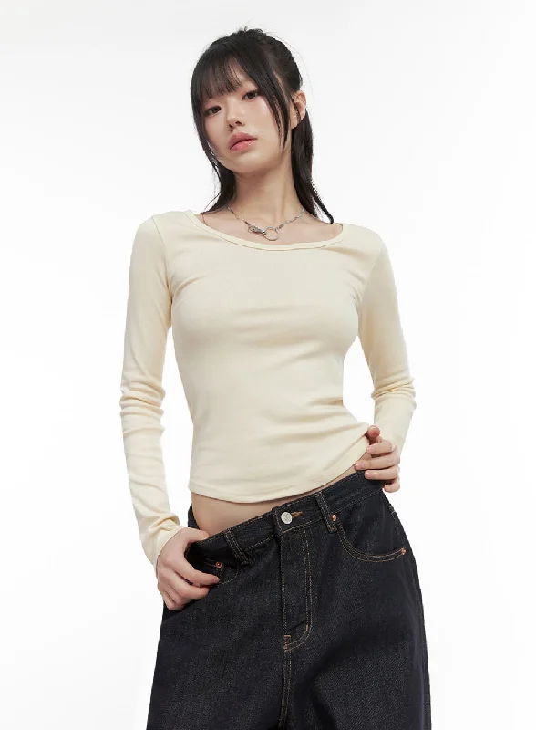 Wrap - Style Women Long Sleeve Top for a Versatile FitSlim-Fit Cropped U-Neck Top  IN427