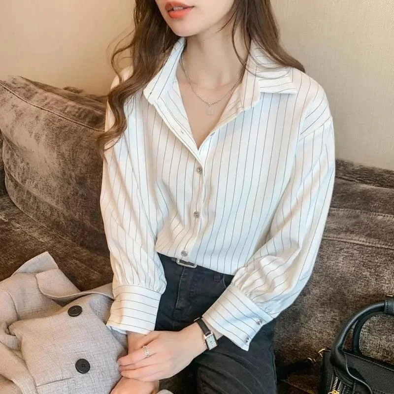 Women's hand - wash only long sleeve silk - blend shirtStriped Classic Long Sleeve Shirt