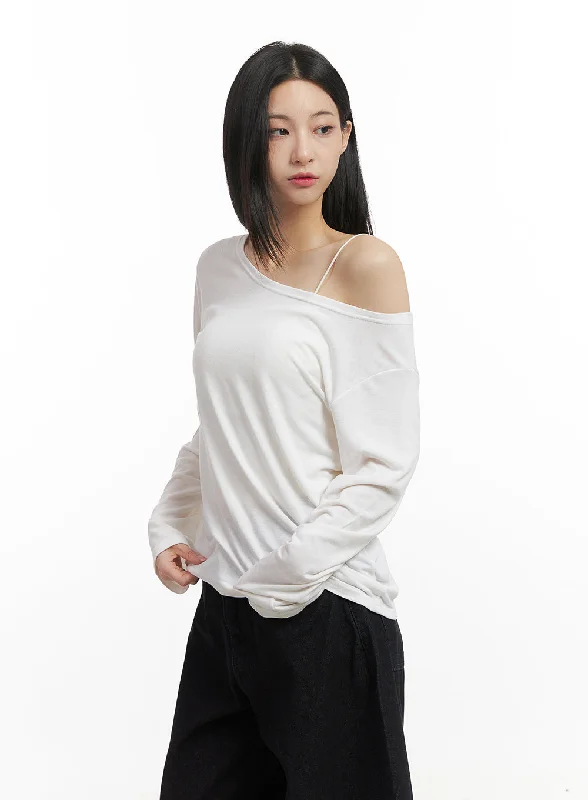 Ribbed Women Long Sleeve Top with a Textured AppealLoose-Fit Unbalanced Top CN426