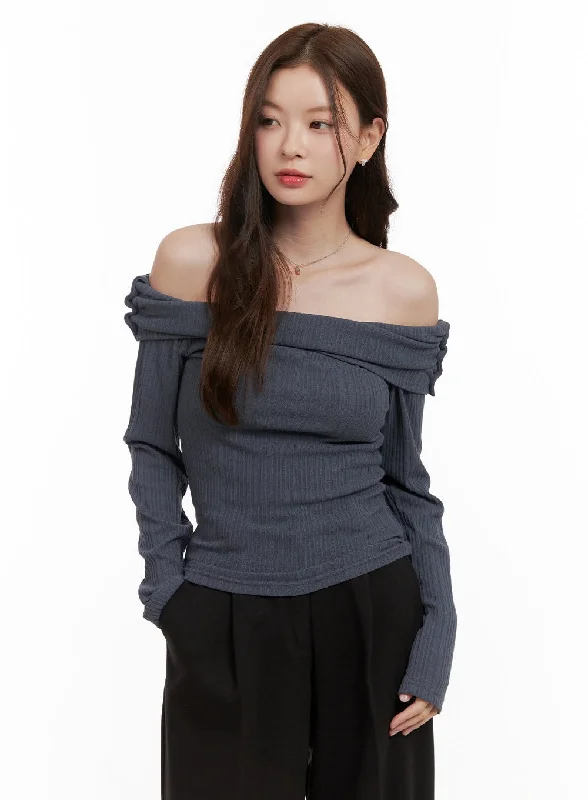 Wrap - Style Women Long Sleeve Top for a Versatile FitOff Shoulder Buttoned Slim Fit TShirt OD403