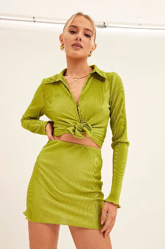 Leather - look skirts for a trendy style Green Mini Skirt Plisse Satin