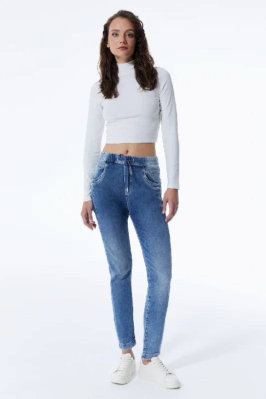 Straight - leg women jeans with a classic and timeless appealElla Mid Waist Jogger 5 Pocket Ankle Jeans Medium Blue Denim