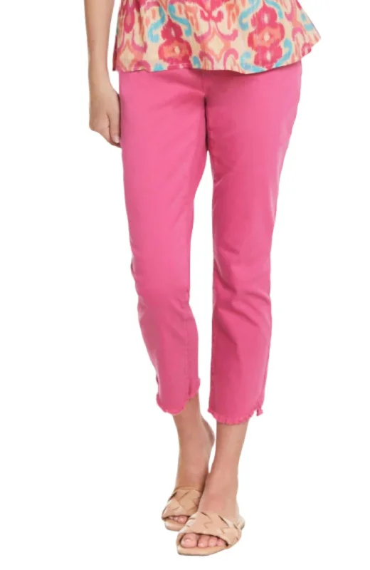 Light - wash women jeans for a fresh and summery appearanceCrop Step Fray Hem Jeans In Bright Pink