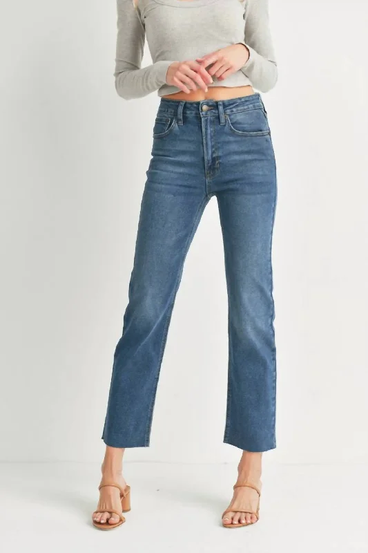 Distressed women jeans for a trendy and edgy lookEscondido Straight Jeans In Dark Denim