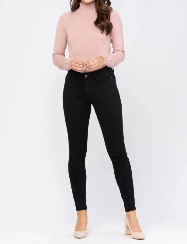 Bootcut women jeans to complement various shoe stylesSkinny Jeans In Black