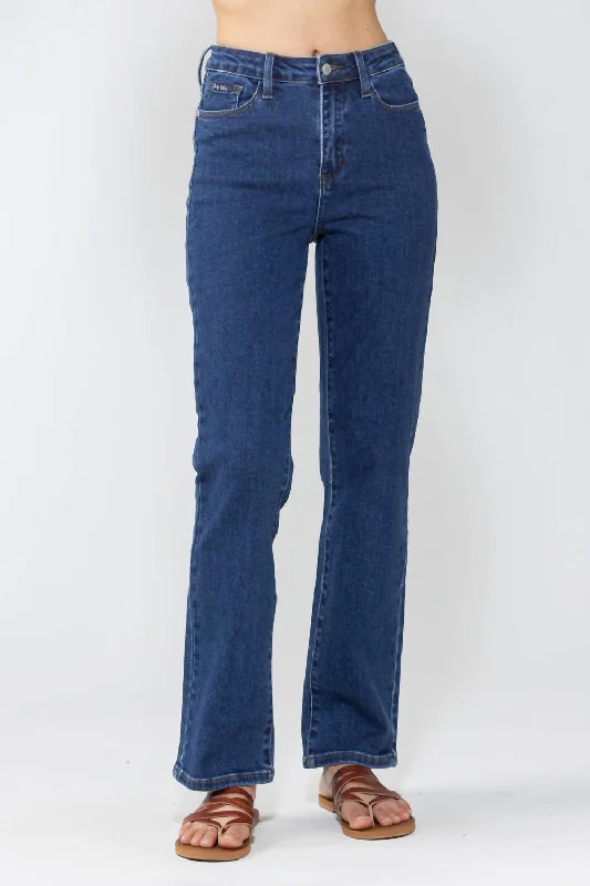 Skinny women jeans with a form - fitting designVintage 90’S Straight Jeans In Blue