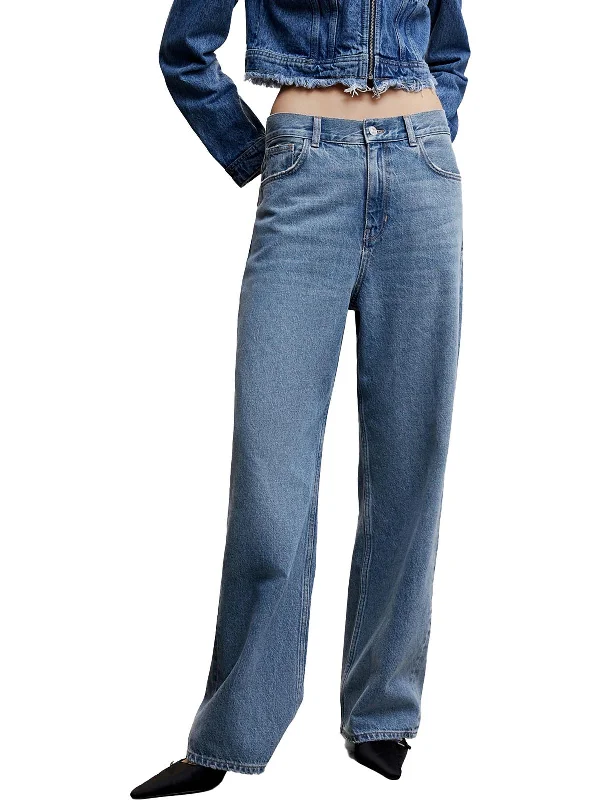 Button - fly women jeans with a traditional touchWomens High Rise Medium Wash Wide Leg Jeans