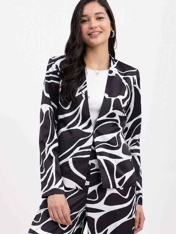 Women's Notched Lapel Blazers in Beige for a Timeless OutfitSatin Floral Print Blazer - Black And White