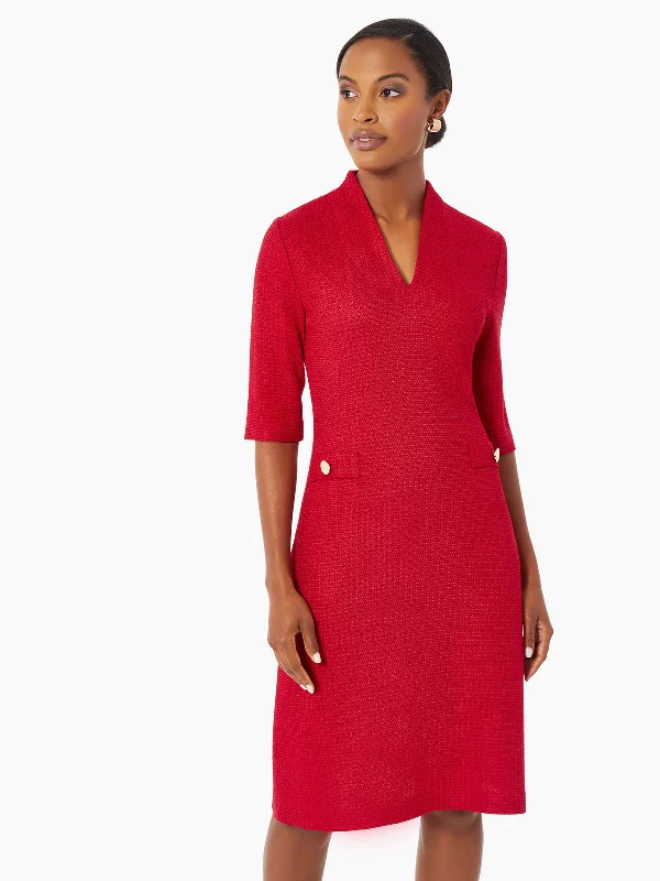 Plus Size Women Dress with a Flattering A - Line Cut for Comfort and StyleV-Neck Textured Knit Flare Dress