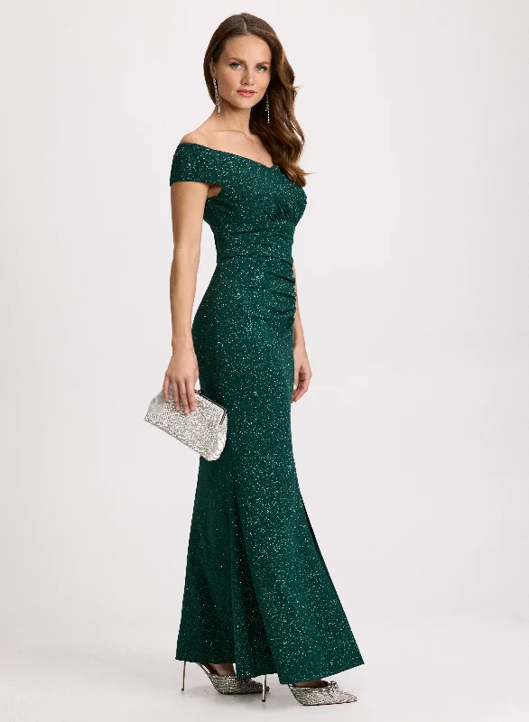 Little Black Women Dress with Sequins for a Glamorous Night OutSparkling Off-The-Shoulder Dress