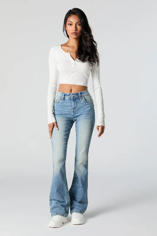 Studded Denim Top for a Glamorous and Bold StyleVintage Wash Saddle Stitch Bootcut Jean