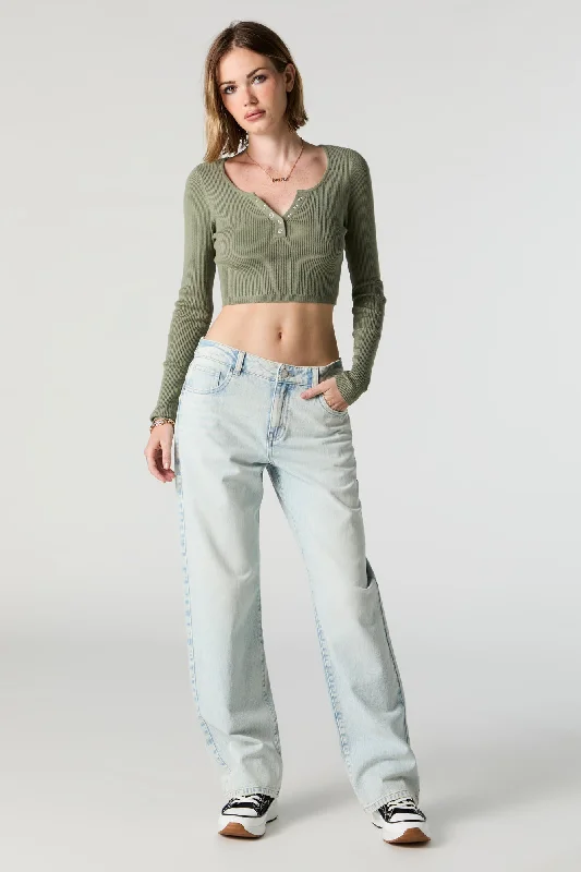 Denim Top with a Metallic Accent for a Shiny LookLight Washed Slouchy Straight Jean