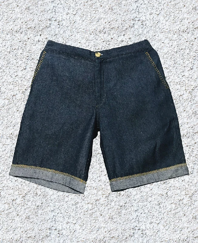 Oversized Denim Top for a Relaxed and Casual VibeLe Quai Shorts