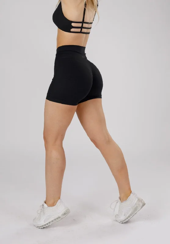 Belted Women Shorts to Enhance the WaistlineRecStretch DesB High Flow Sculptseam™ Plus Short Black