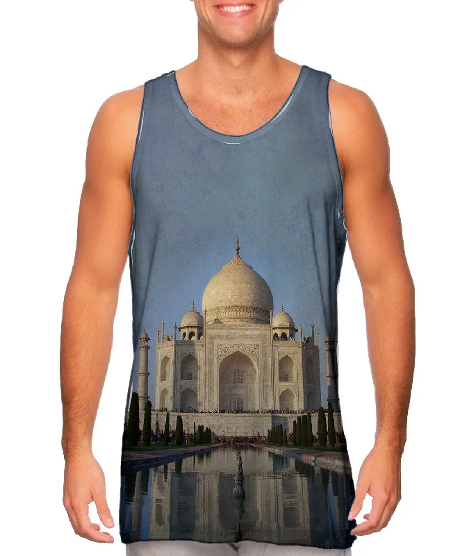 Plunge Neck Women's Seamless Tank Tops for a Smooth FitTaj Mahal